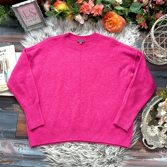 Vince Camuto Center Seam Crewneck Sweater in Paradox - Picture 4 of 11